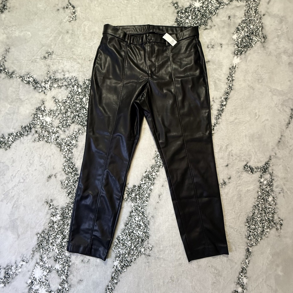 Gap Pants Womens Size 16 Black Faux Leather Ankle Straight‎ Capri Trousers